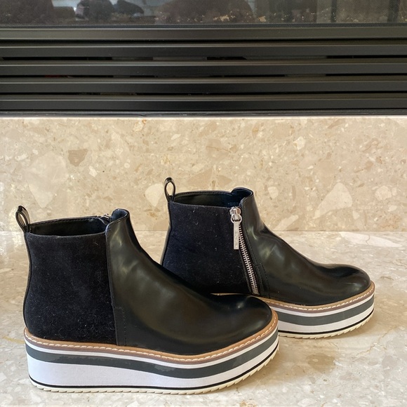 Zara black platform zip up booty - Picture 4 of 6